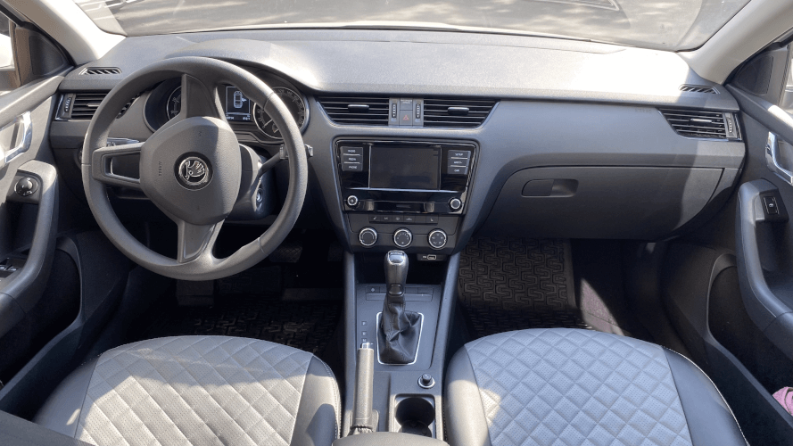 Skoda Octavia Comfort 2019 (фото 4)