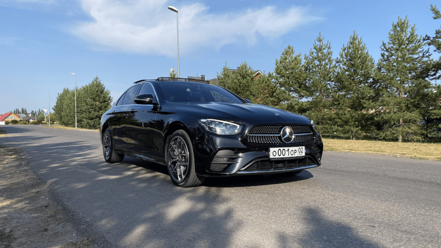 Аренда, прокат, каршеринг Mercedes-Benz E 350D AMG в Казани посуточно без водителя 