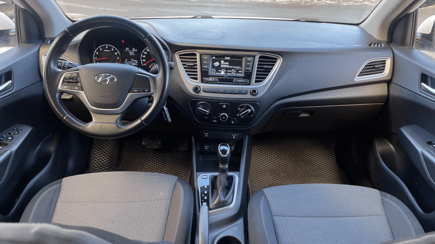 Hyundai Solaris Comfort 2021 (фото 3)