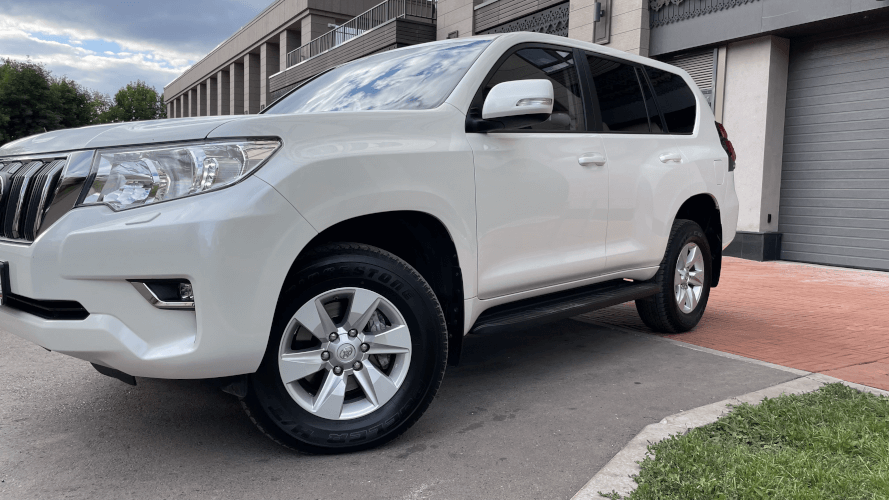 Toyota Land Cruiser Prado Elegance 2021 (фото 2)