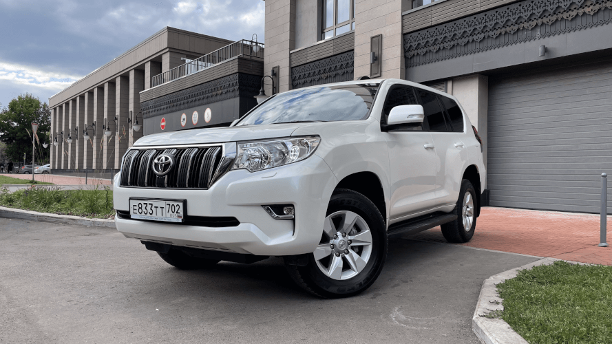 Аренда, прокат, каршеринг Toyota Land Cruiser Prado Elegance в Казани  почасово с водителем