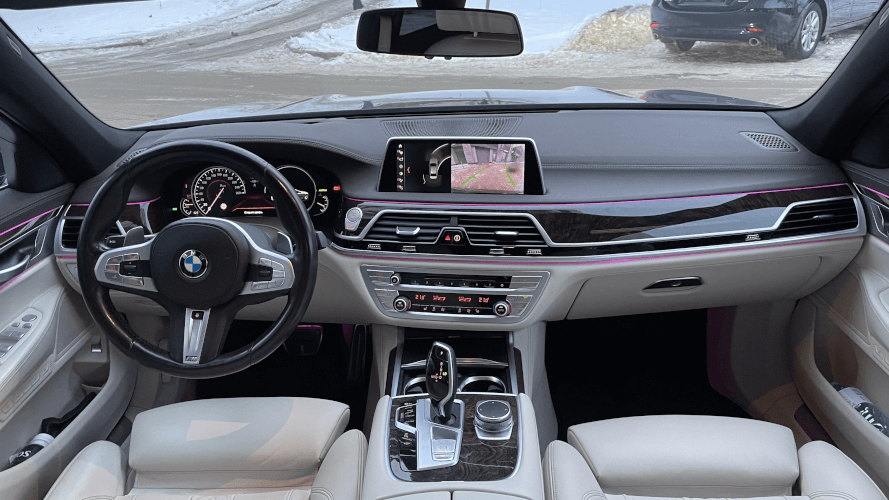 BMW 7 M 2018 (фото 4)