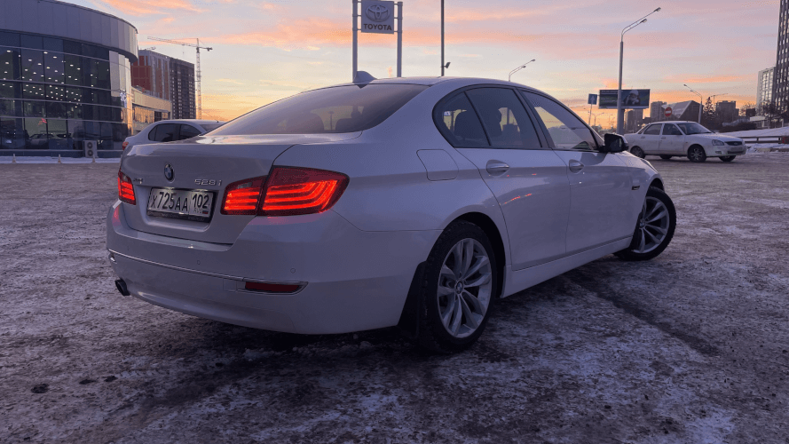 BMW 5 XDrive 2016 (фото 3)