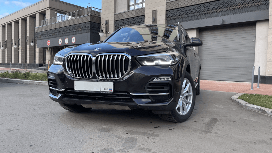 Аренда, прокат, каршеринг BMW X5  XDrive в Казани  почасово с водителем