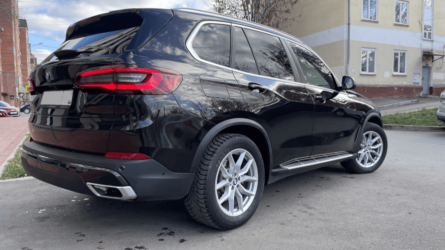 BMW X5  XDrive 2021 (фото 3)