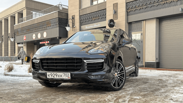 Porsche Cayenne GTS 2016 (фото 1)