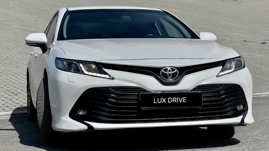 Toyota Camry XV70 2.5 2020 (фото 3)