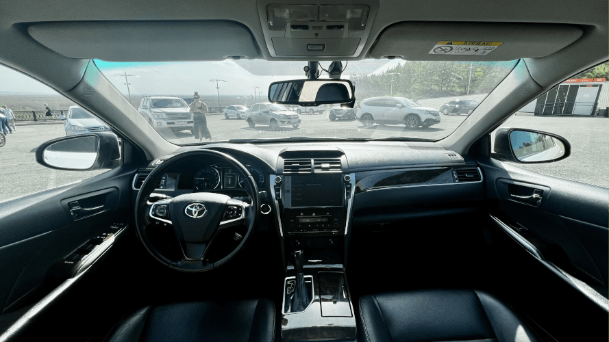 Toyota Camry 55 Elegance 2016 (фото 6)