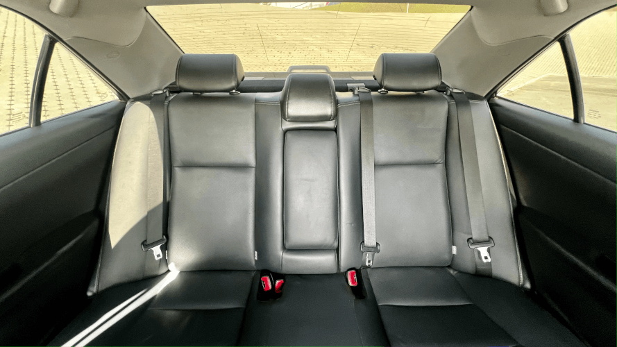 Toyota Camry 55 Elegance 2016 (фото 7)